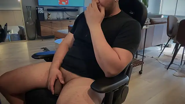 HungandThickLatin online show from March 1, 2025, 1:00 am