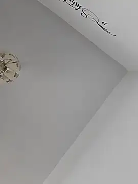 cuci45 online show from April 18, 2026, 1:15 pm