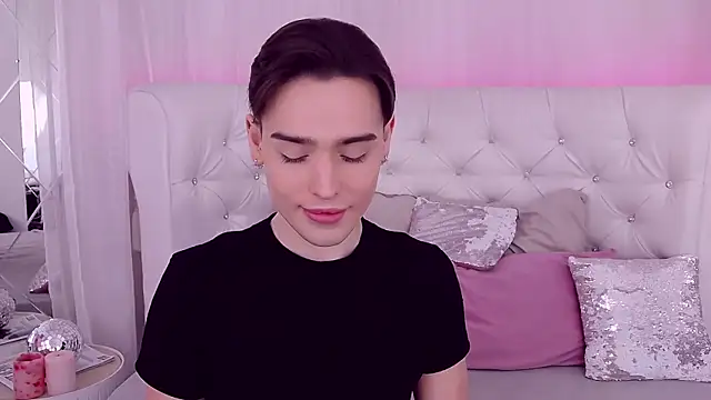 RobbyCharming online show from January 24, 2025, 7:49 pm