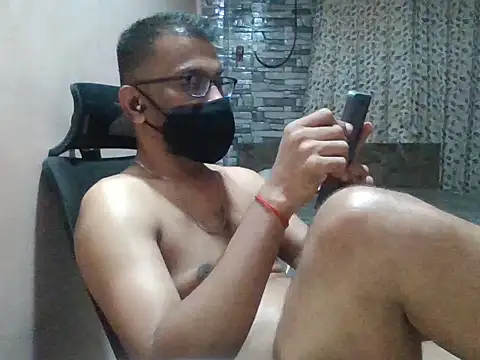 Snapshot of sexx4 chatting on May 7, 2026, 9:42 pm sexx4 online show from May 7, 2026, 9:42 pm