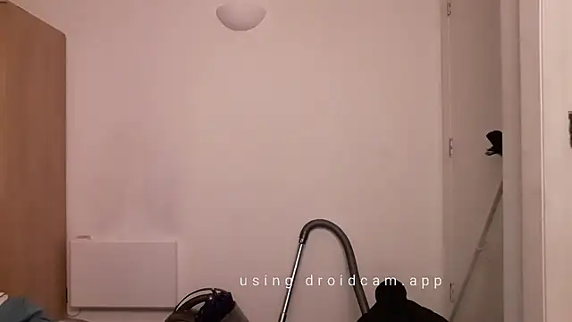 Snapshot of uk-bobbie-uk chatting on March 7, 2025, 1:40 pm uk-bobbie-uk online show from March 7, 2025, 1:40 pm