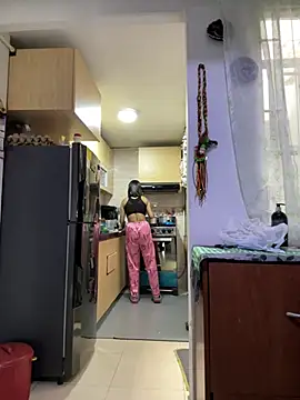 charlotte stevenss  online show from January 26, 2025, 8:45 pm