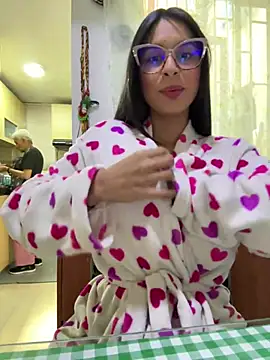 charlotte stevenss  online show from February 2, 2025, 5:15 pm