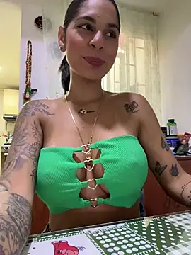 charlotte stevenss  online show from March 5, 2025, 2:12 pm