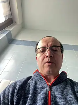 Snapshot of Maxi7hot chatting on February 2, 2026, 12:59 pm Maxi7hot online show from February 2, 2026, 12:59 pm