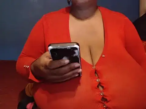 CUTEFIRMMELONSS online show from February 11, 2025, 5:29 pm