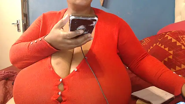 CUTEFIRMMELONSS online show from February 22, 2025, 5:44 am