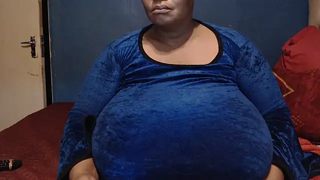 CUTEFIRMMELONSS online show from March 6, 2025, 3:24 am