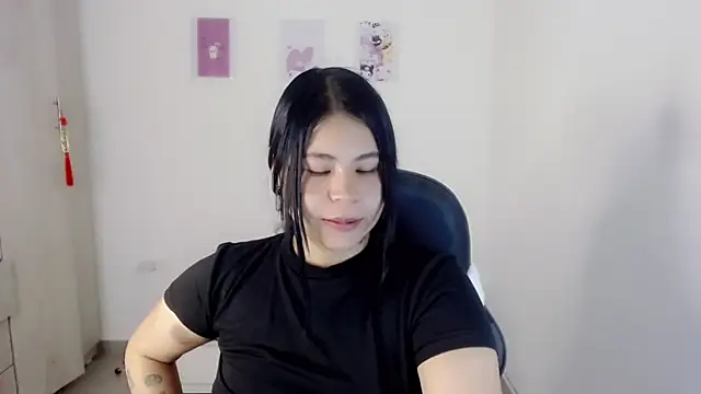 Snapshot of Youlittlepervertt_ chatting on December 11, 2024, 11:51 am Youlittlepervertt  online show from December 11, 2024, 11:51 am