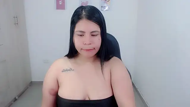 Snapshot of Youlittlepervertt_ chatting on December 14, 2024, 5:03 pm Youlittlepervertt  online show from December 14, 2024, 5:03 pm