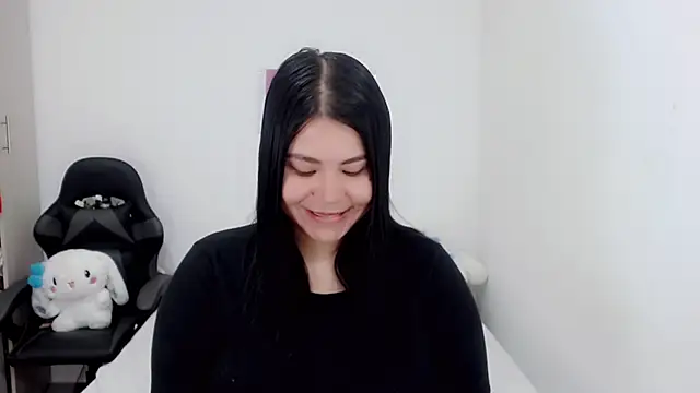 Snapshot of Youlittlepervertt_ chatting on February 7, 2025, 10:50 am Youlittlepervertt  online show from February 7, 2025, 10:50 am