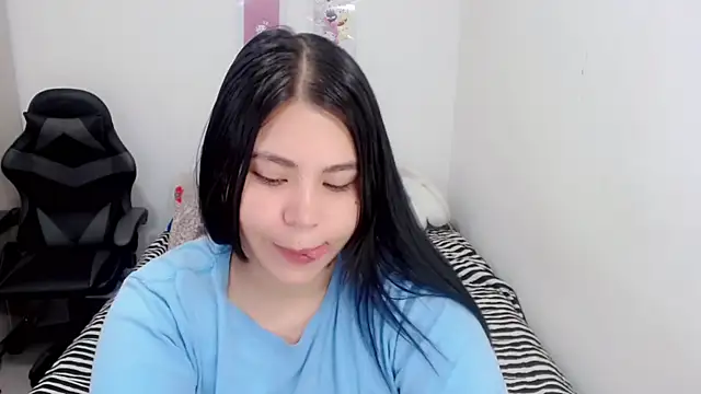 Snapshot of Youlittlepervertt_ chatting on March 12, 2025, 7:28 pm Youlittlepervertt  online show from March 12, 2025, 7:28 pm