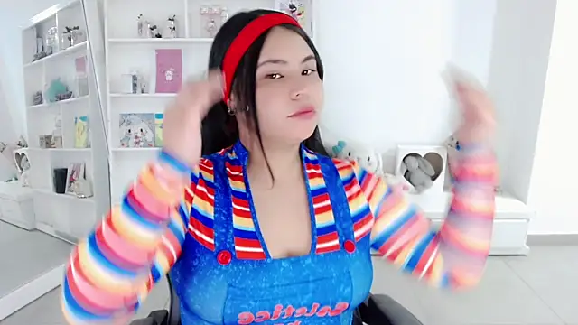 Snapshot of Youlittlepervertt_ chatting on October 9, 2025, 10:41 pm Youlittlepervertt  online show from October 9, 2025, 10:41 pm