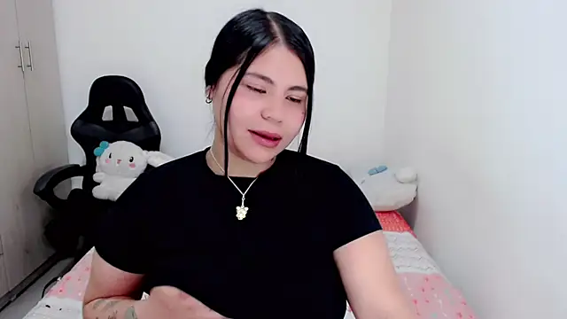 Snapshot of Youlittlepervertt_ chatting on October 16, 2025, 2:56 am Youlittlepervertt  online show from October 16, 2025, 2:56 am