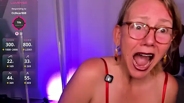 jasminedaze888 online show from April 17, 2026, 9:07 pm