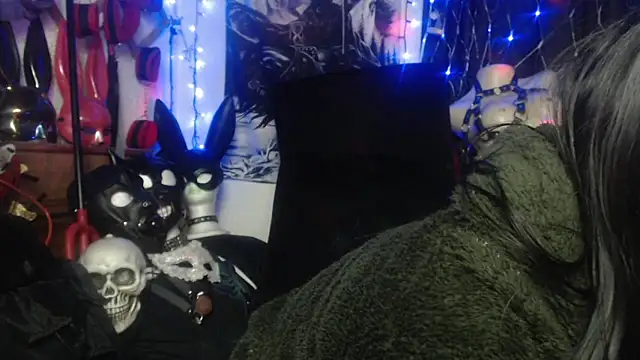 Snapshot of Astartexxx chatting on October 10, 2025, 3:27 am Astartexxx online show from October 10, 2025, 3:27 am