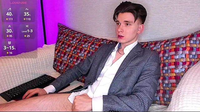 maxboy4 online show from January 30, 2025, 4:45 pm