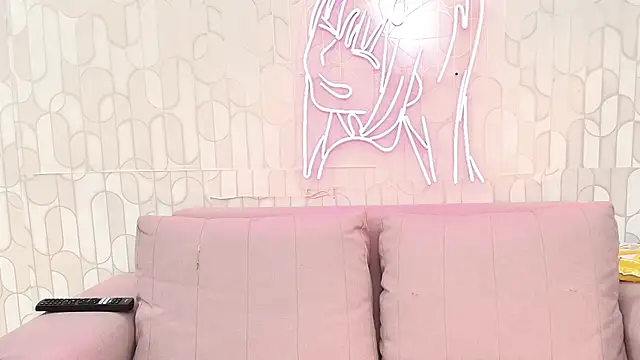 lara murphy online show from October 8, 2025, 3:04 am