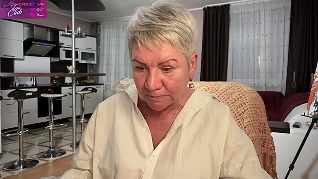 roxana brooks online show from January 21, 2025, 2:37 pm