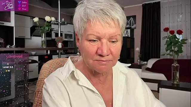 roxana brooks online show from February 3, 2025, 3:06 pm