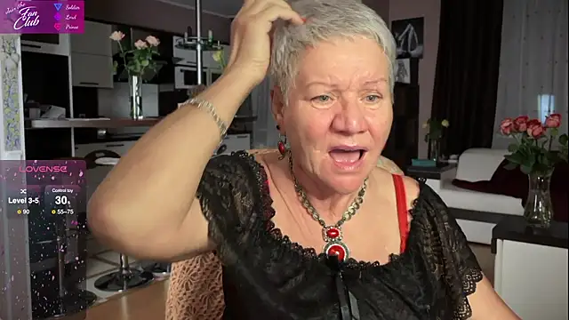 roxana brooks online show from February 18, 2025, 8:58 pm