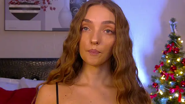 VirginieCruz online show from December 2, 2025, 7:20 pm