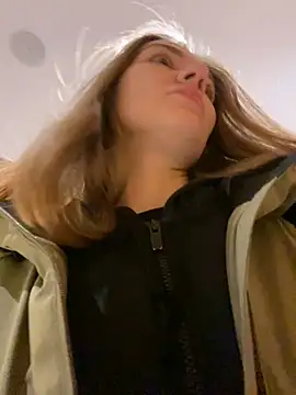 ValenciaShock online show from December 7, 2024, 5:15 am