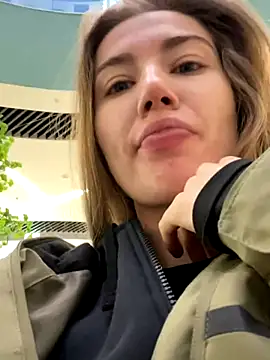 ValenciaShock online show from December 8, 2024, 5:07 am