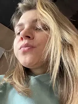 ValenciaShock online show from October 1, 2025, 6:41 am