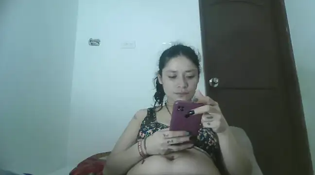 Snapshot of TamaraNauthy chatting on January 9, 2025, 3:55 pm TamaraNauthy online show from January 9, 2025, 3:55 pm