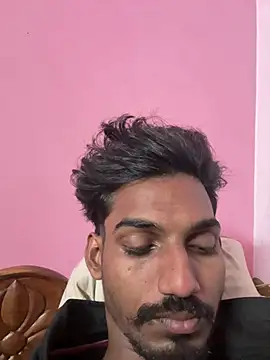 Snapshot of yo19boy chatting on January 12, 2026, 5:01 am yo19boy online show from January 12, 2026, 5:01 am