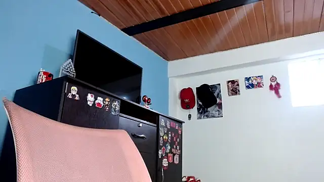 Snapshot of Nasty_019 chatting on March 16, 2025, 10:42 pm Nasty 019 online show from March 16, 2025, 10:42 pm