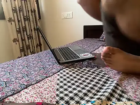 Snapshot of debu46 chatting on September 24, 2025, 11:24 am debu46 online show from September 24, 2025, 11:24 am