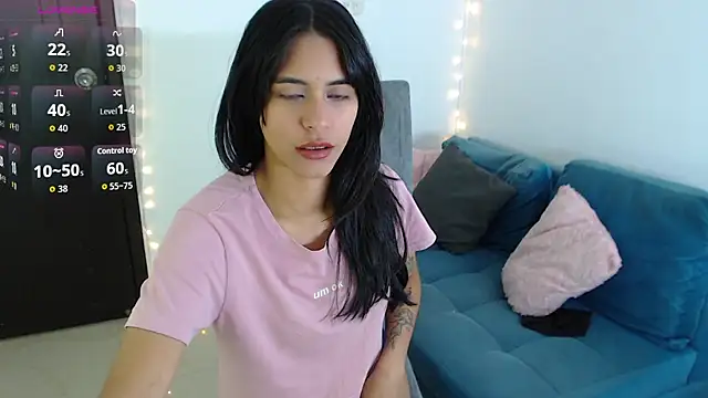 imSophia online show from September 27, 2025, 8:25 pm