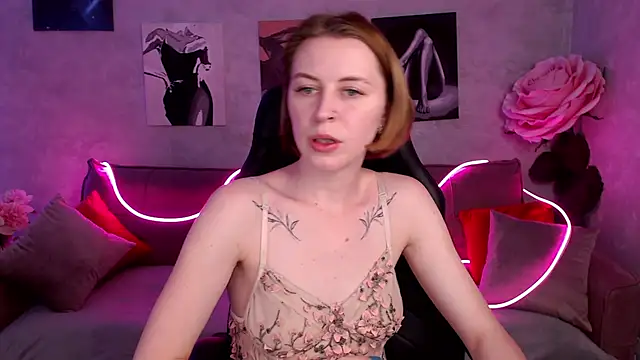 tiffany  burn online show from December 8, 2024, 5:39 am