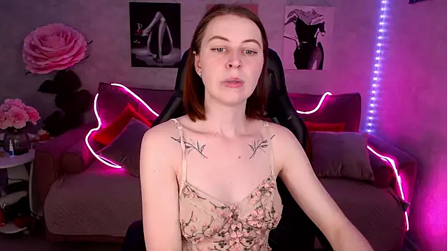 tiffany  burn online show from March 18, 2025, 8:03 am