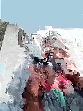 juniiorre online show from September 19, 2025, 4:18 pm