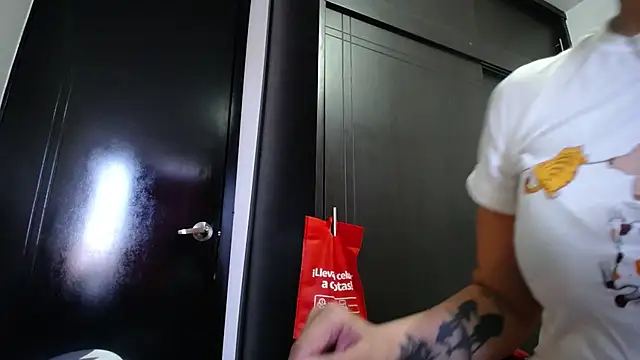 sharoon cheerry online show from November 8, 2025, 2:17 pm