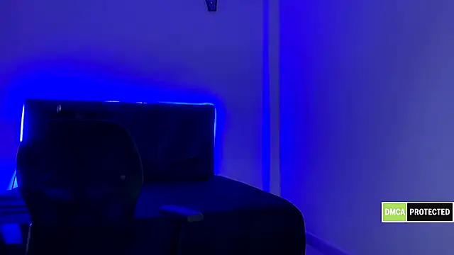 Hottie ishuu online show from November 22, 2025, 6:18 pm