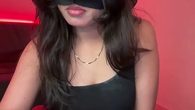 Hottie ishuu online show from February 26, 2026, 6:29 pm