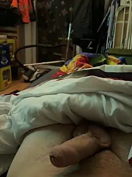 David19932908 online show from November 22, 2025, 8:30 pm