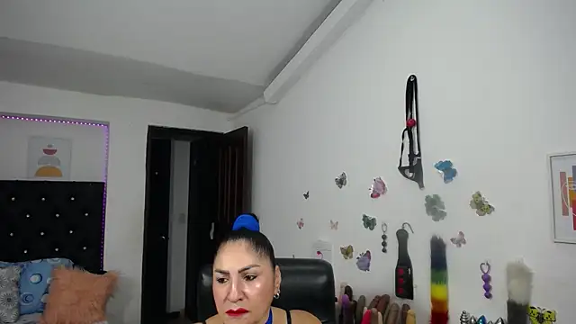 mature bigboobs10 online show from April 16, 2026, 4:02 am