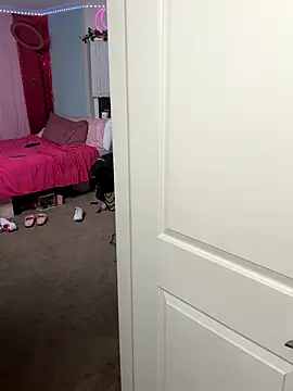 Snapshot of MissRomero chatting on September 26, 2025, 2:15 am MissRomero online show from September 26, 2025, 2:15 am