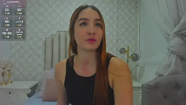 Pia Johnson  online show from February 11, 2025, 11:32 am