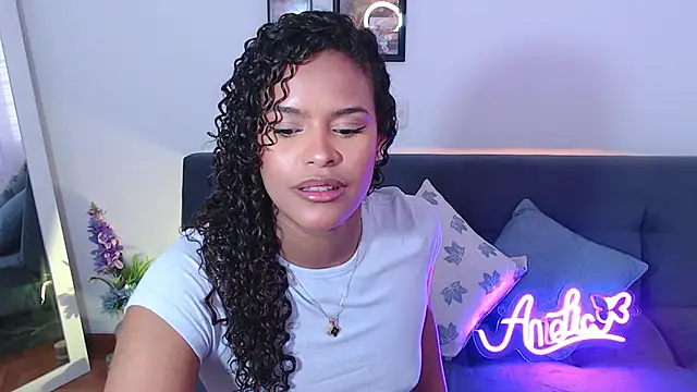 Amelia bss online show from February 11, 2025, 2:02 pm