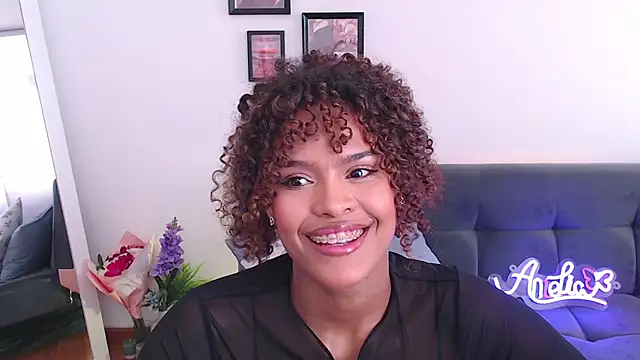 Amelia bss online show from February 19, 2025, 2:01 pm