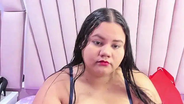 Snapshot of ValenTitis chatting on January 19, 2025, 2:36 am ValenTitis online show from January 19, 2025, 2:36 am