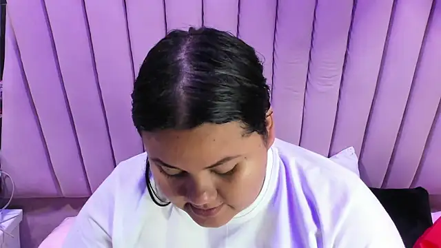 Snapshot of ValenTitis chatting on September 17, 2025, 8:10 pm ValenTitis online show from September 17, 2025, 8:10 pm