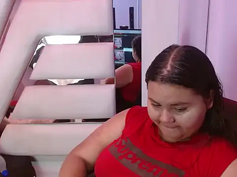 Snapshot of ValenTitis chatting on November 1, 2025, 8:22 pm ValenTitis online show from November 1, 2025, 8:22 pm