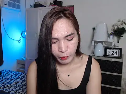 Msyensmith online show from October 24, 2025, 4:53 am